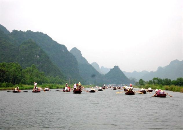 Lễ hội ch&ugrave;a Hương-Đẹp thay văn h&oacute;a Việt l&agrave; đ&acirc;y!